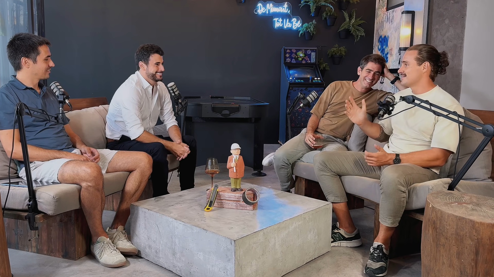 El equipo de El Juego del Ladrillo grabando un episodio